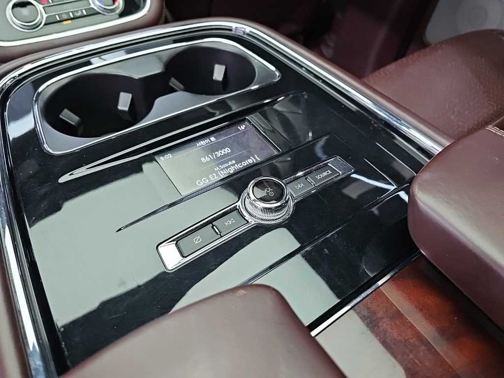 Lincoln Navigator — photo 15