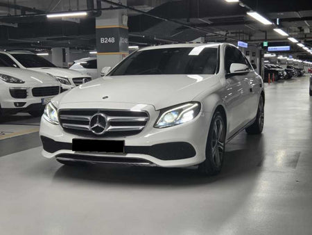 Mercedes-Benz E-Class — photo 01