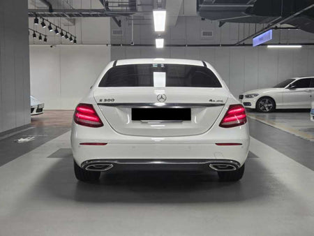 Mercedes-Benz E-Class — photo 03
