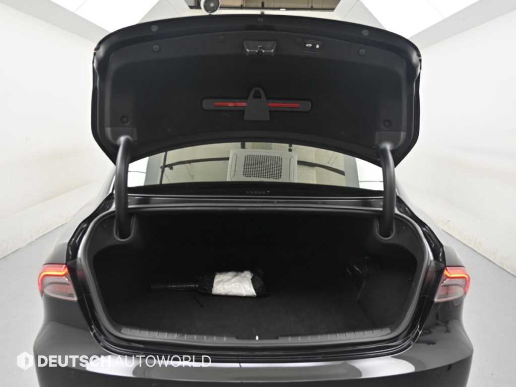 Hyundai Grandeur — photo 19