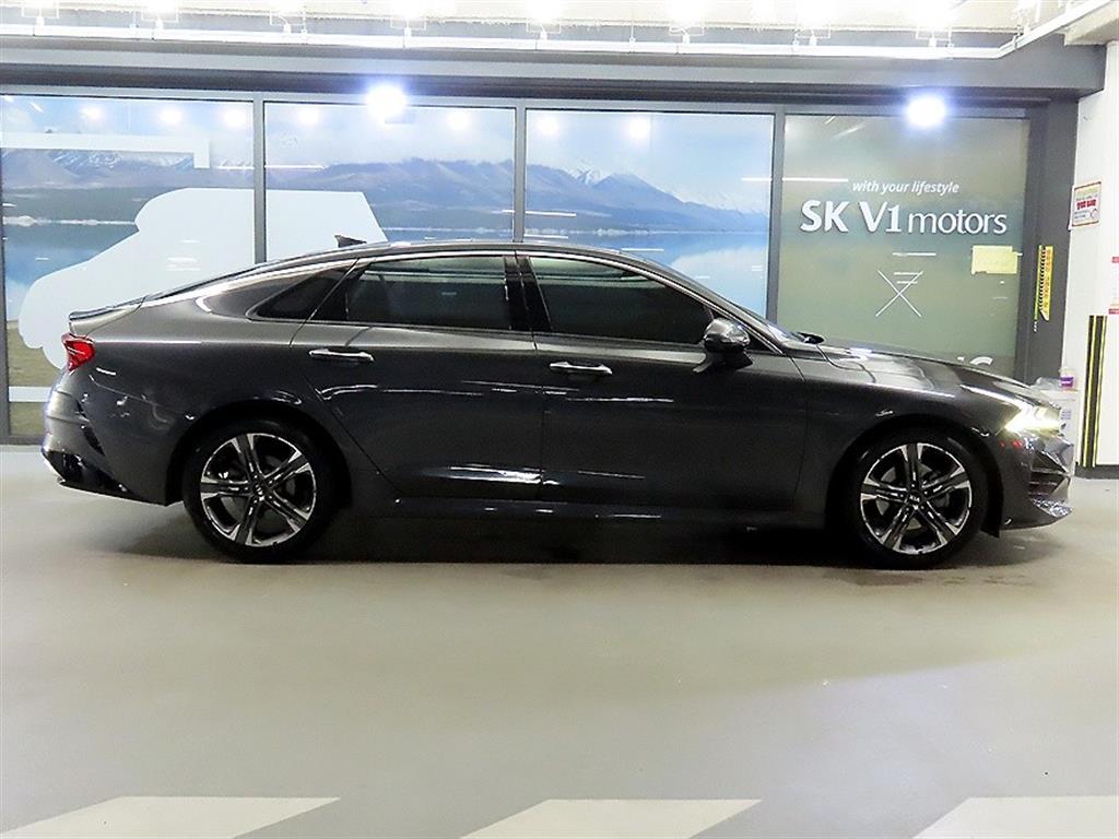 Kia K5 — photo 03