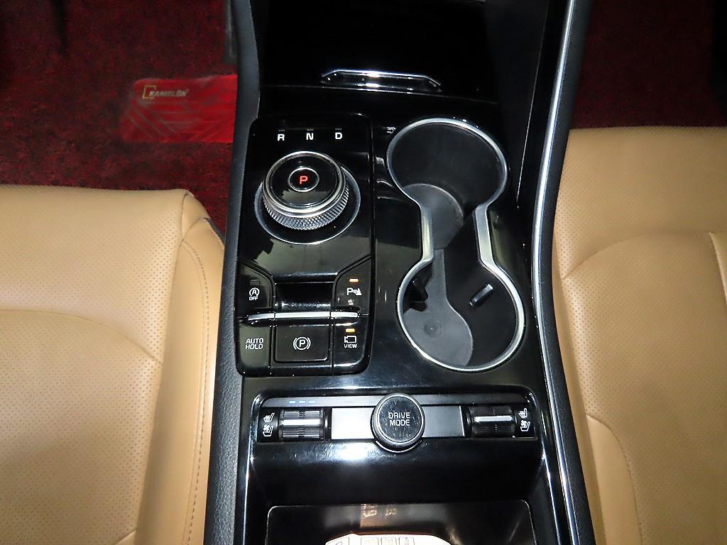 Kia K5 — photo 12