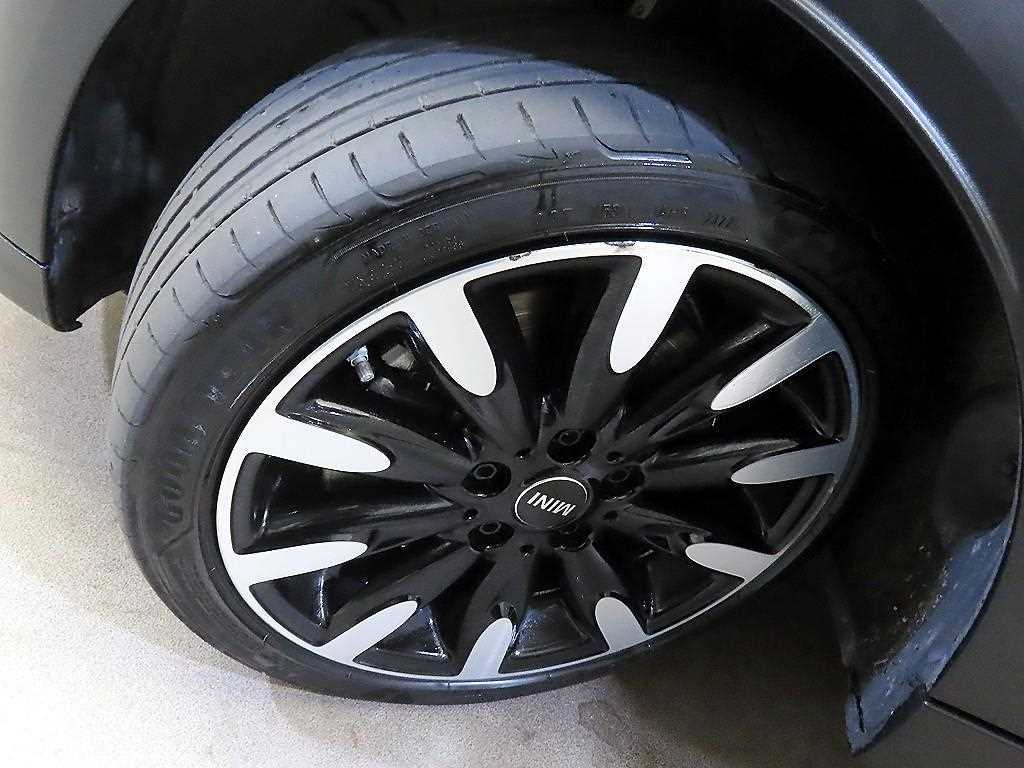 Mini Cooper — photo 20