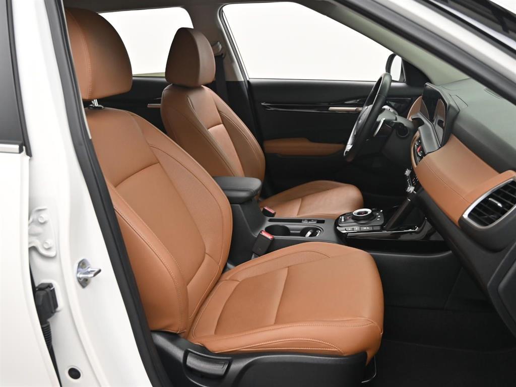 Kia Seltos — photo 11