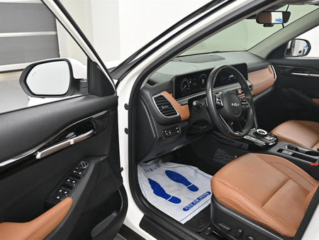 Kia Seltos — photo 12