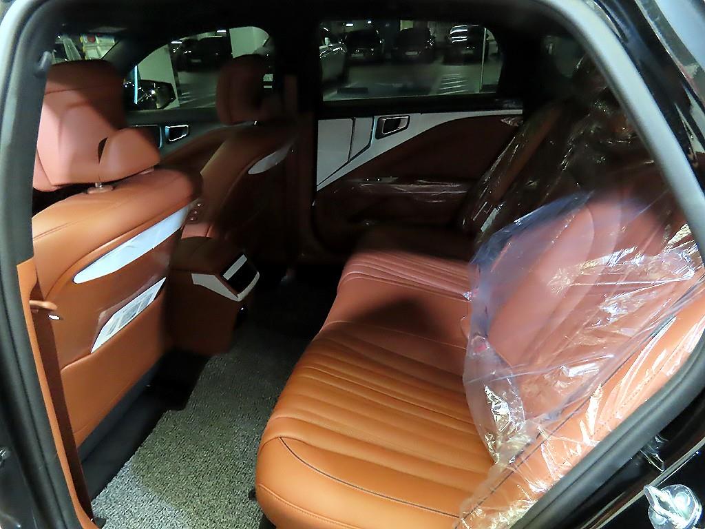 Kia K8 — photo 07