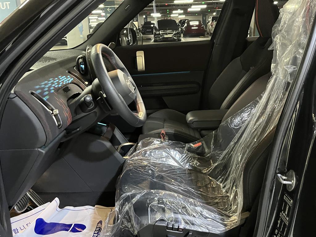 Mini Countryman — photo 11
