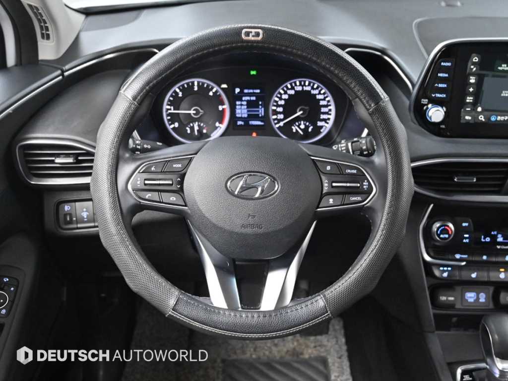 Hyundai Santafe — photo 13