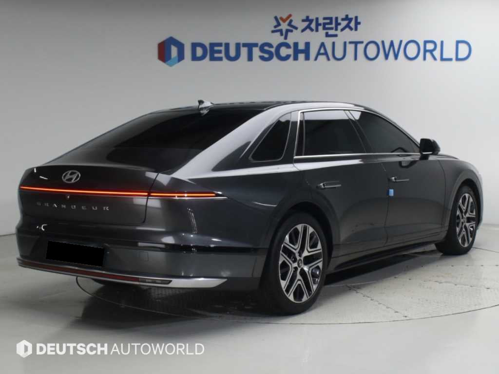 Hyundai Grandeur — photo 02