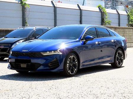 Kia K5 — photo 01