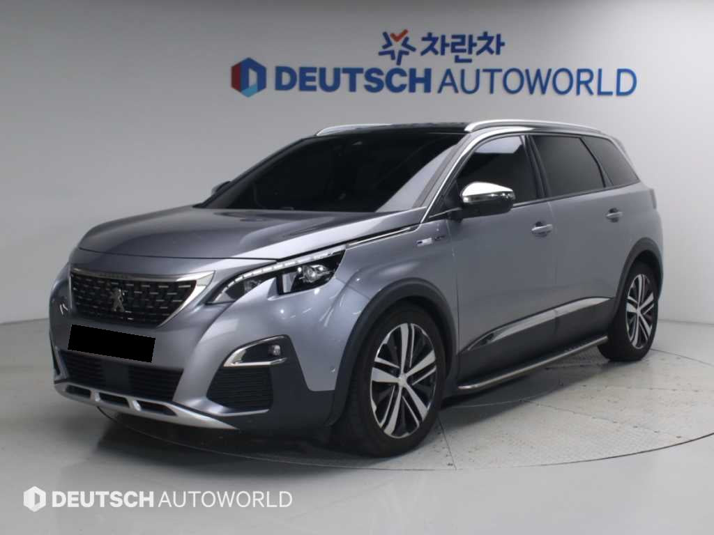 Peugeot 5008 — photo 01