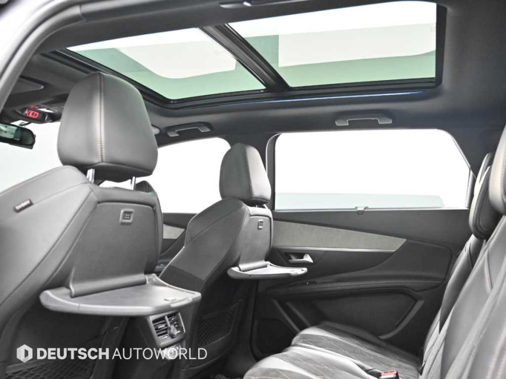 Peugeot 5008 — photo 18