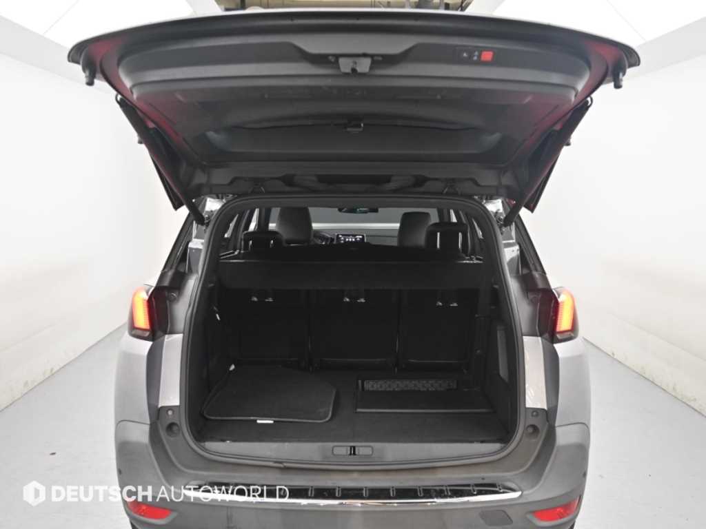 Peugeot 5008 — photo 19