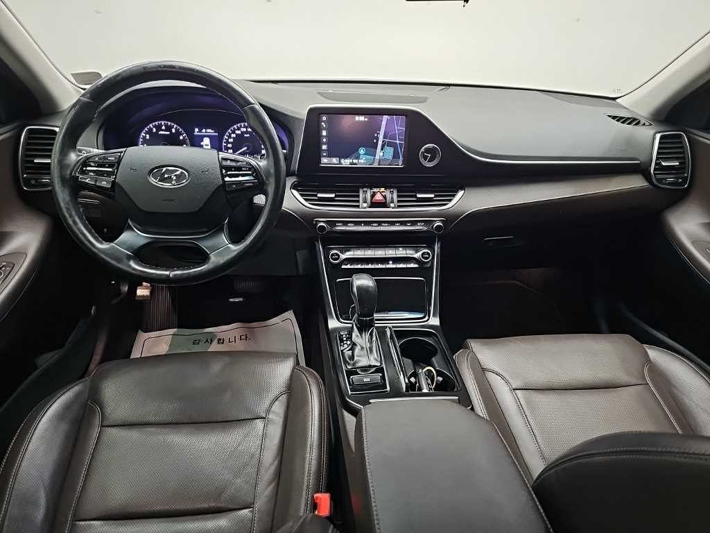 Hyundai Grandeur — photo 07