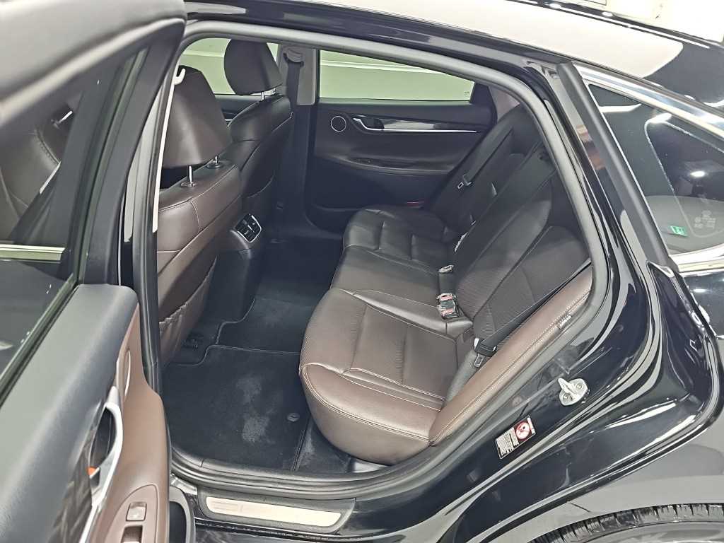 Hyundai Grandeur — photo 12