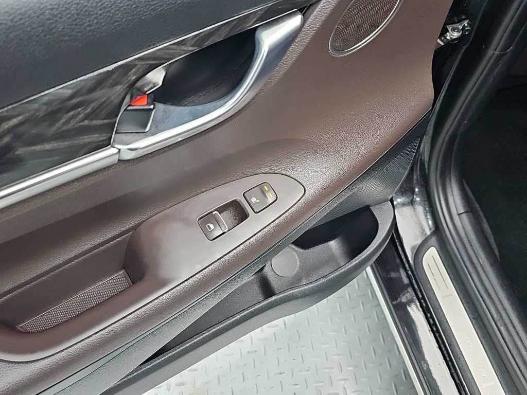 Hyundai Grandeur — photo 13