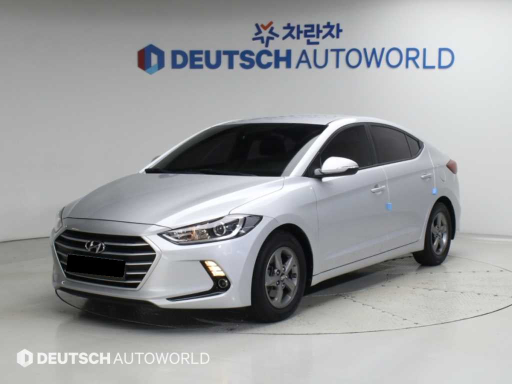 Hyundai Avante — photo 01