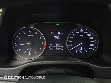 Hyundai Avante — photo 08