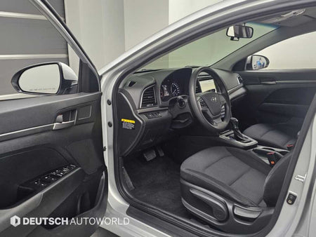 Hyundai Avante — photo 11