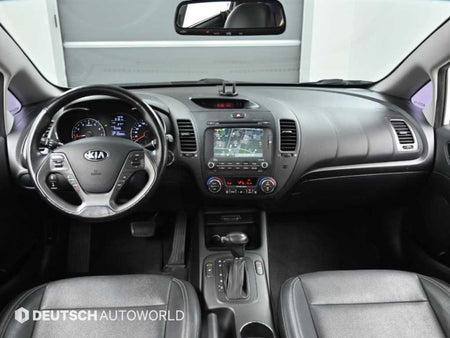 Kia K3 — photo 07