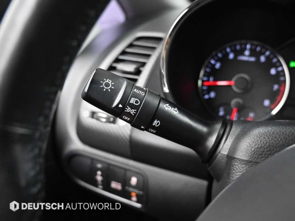 Kia K3 — photo 16