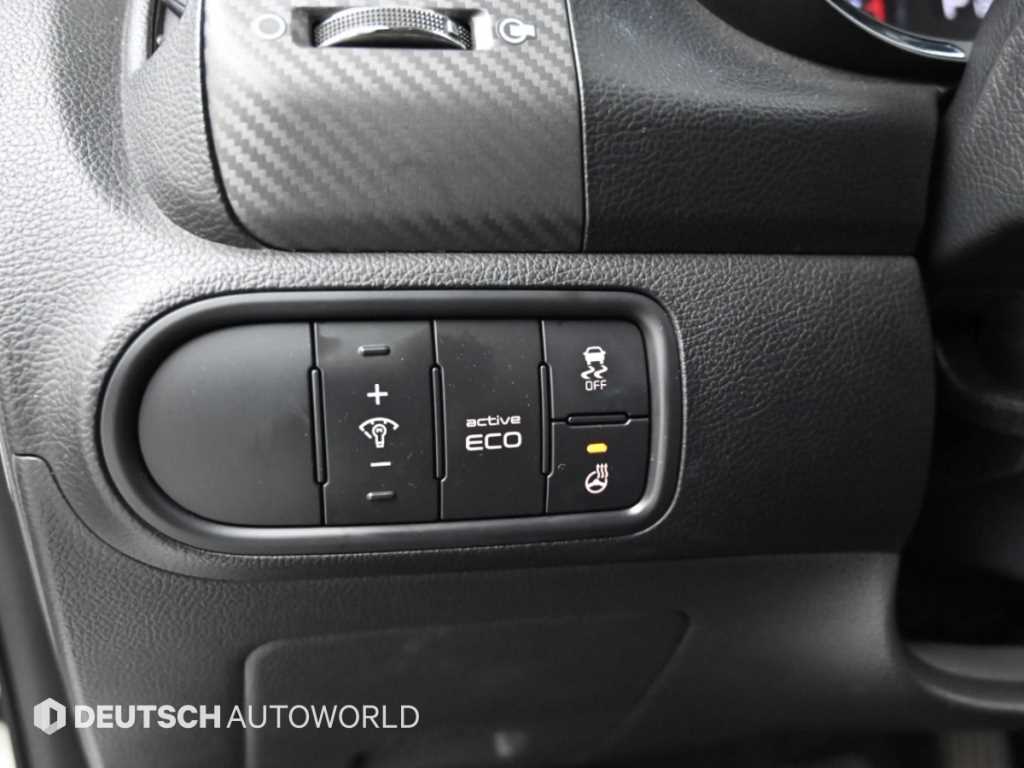 Kia K3 — photo 17
