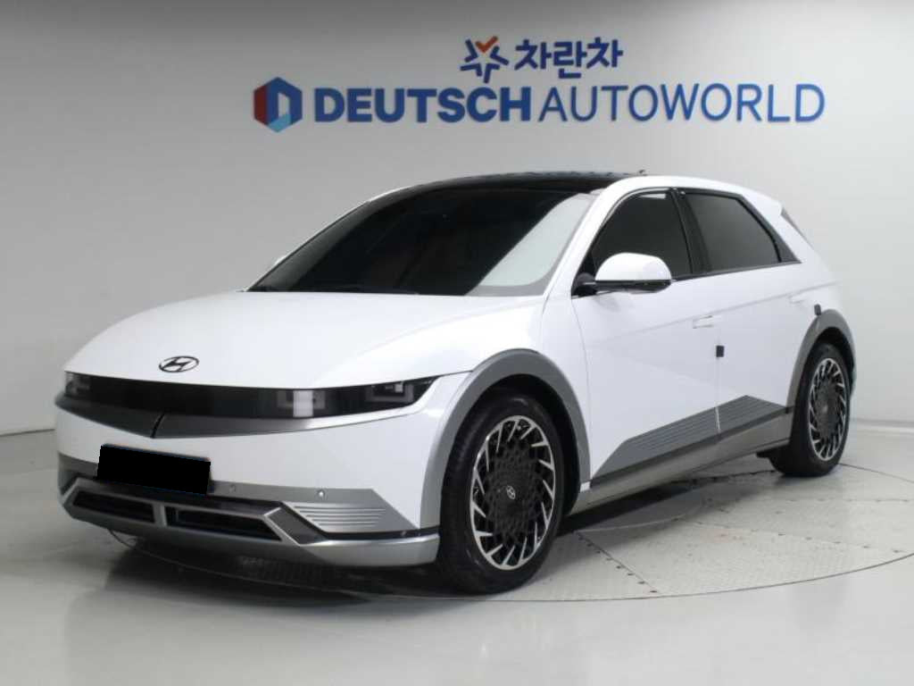Hyundai Ioniq5 — photo 01