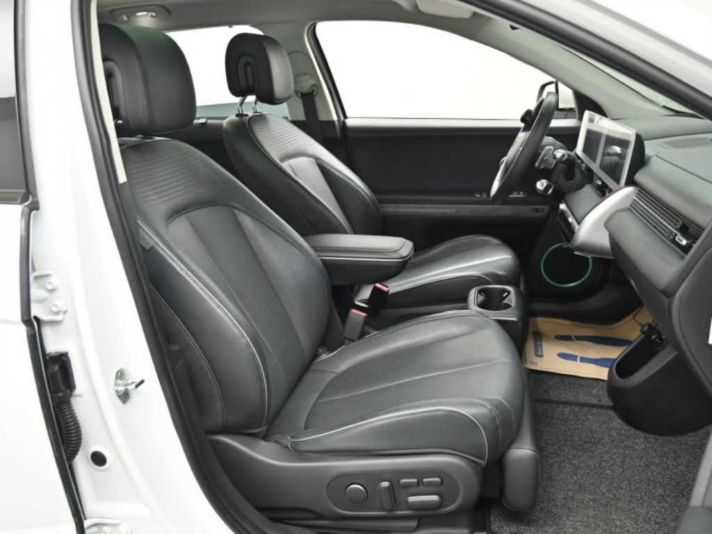 Hyundai Ioniq5 — photo 10