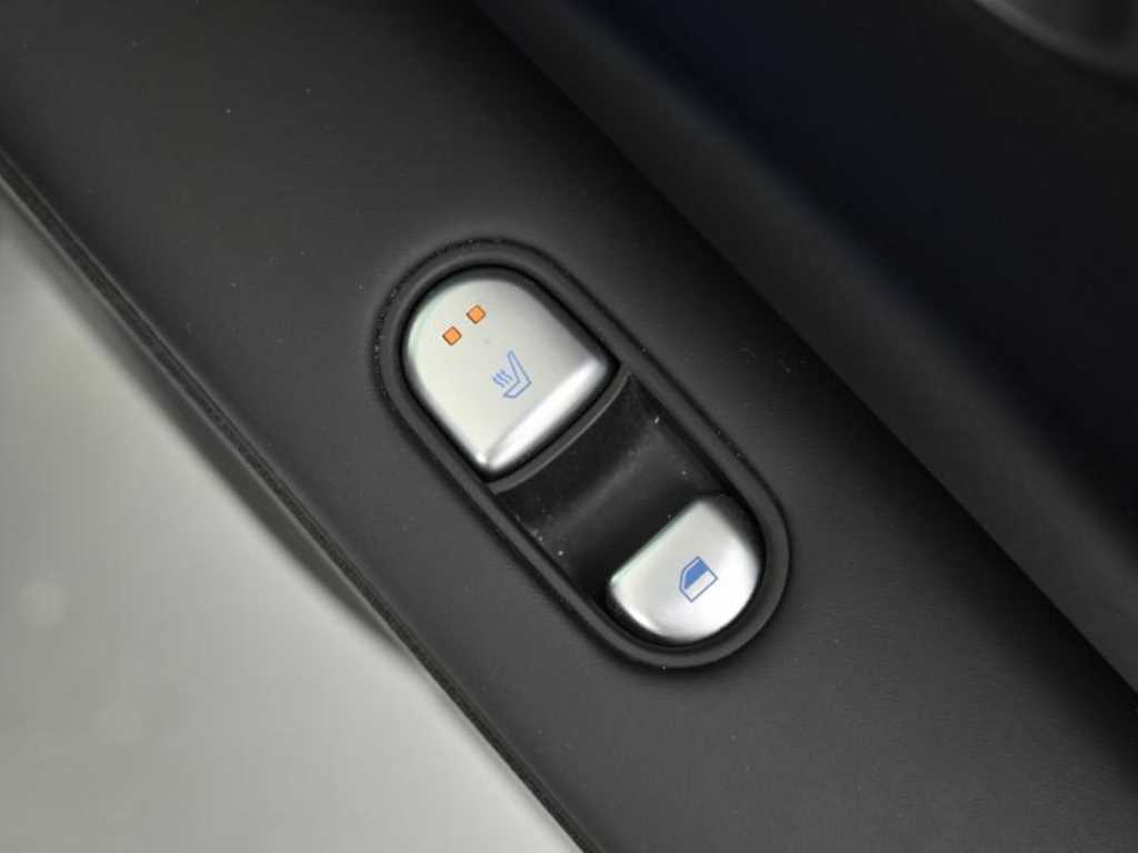 Hyundai Ioniq5 — photo 16