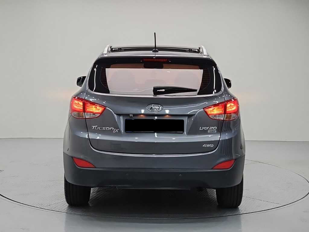 Hyundai Tucson — photo 03