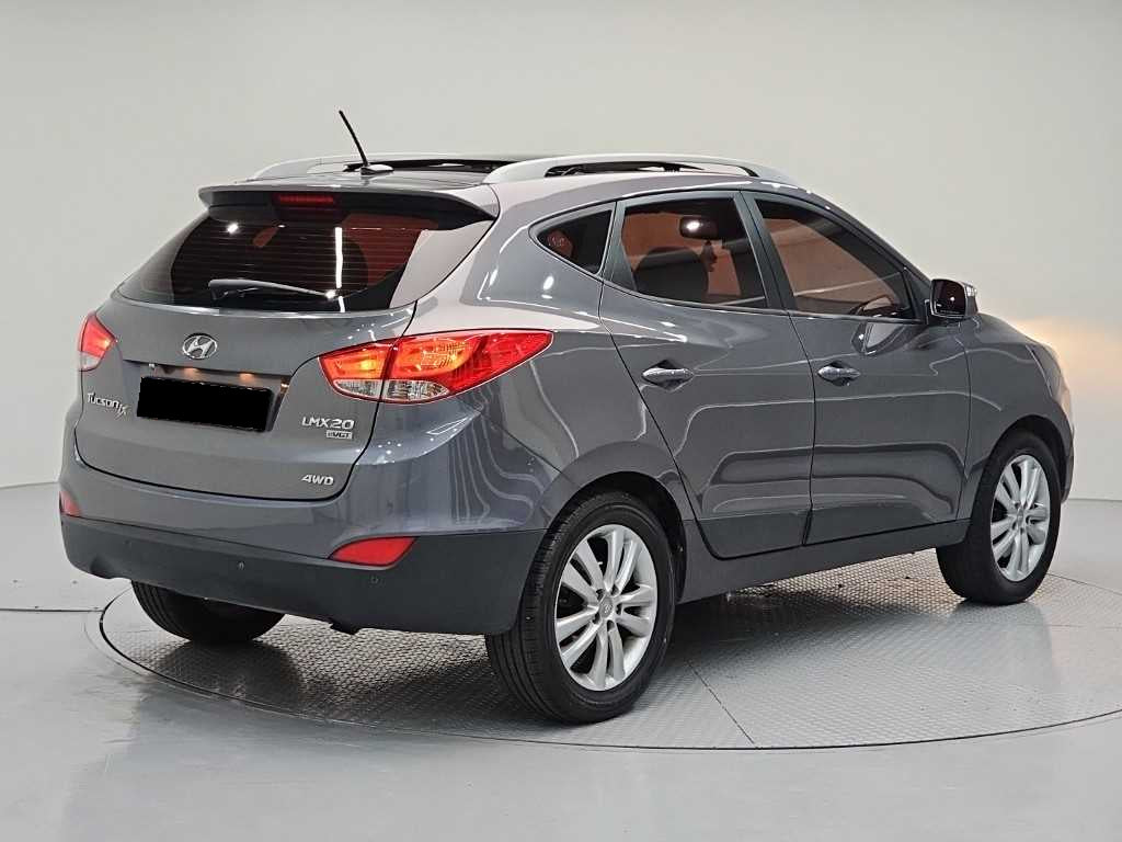 Hyundai Tucson — photo 04