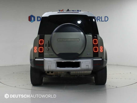Land Rover Defender — photo 04