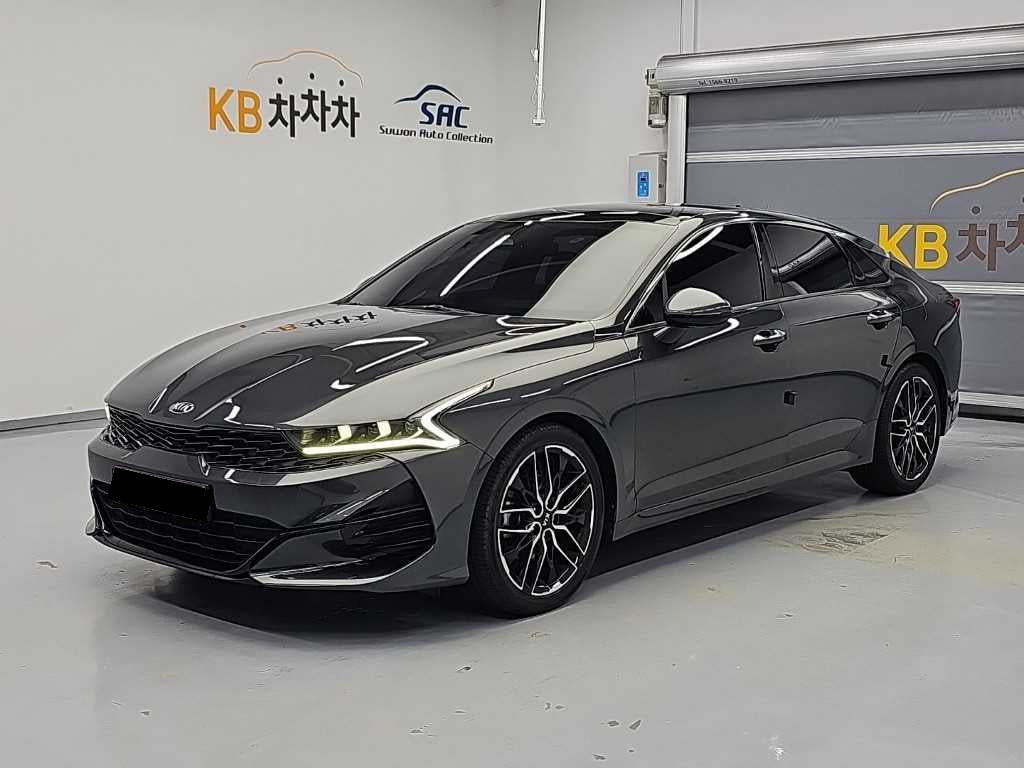 Kia K5 — photo 02