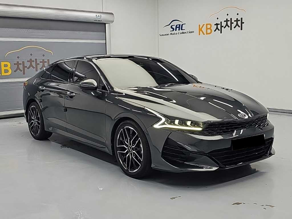 Kia K5 — photo 05