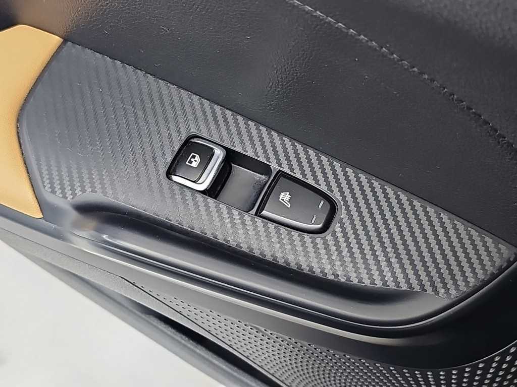 Kia K5 — photo 14