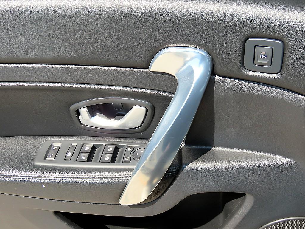 RENAULT SM5  — photo 11
