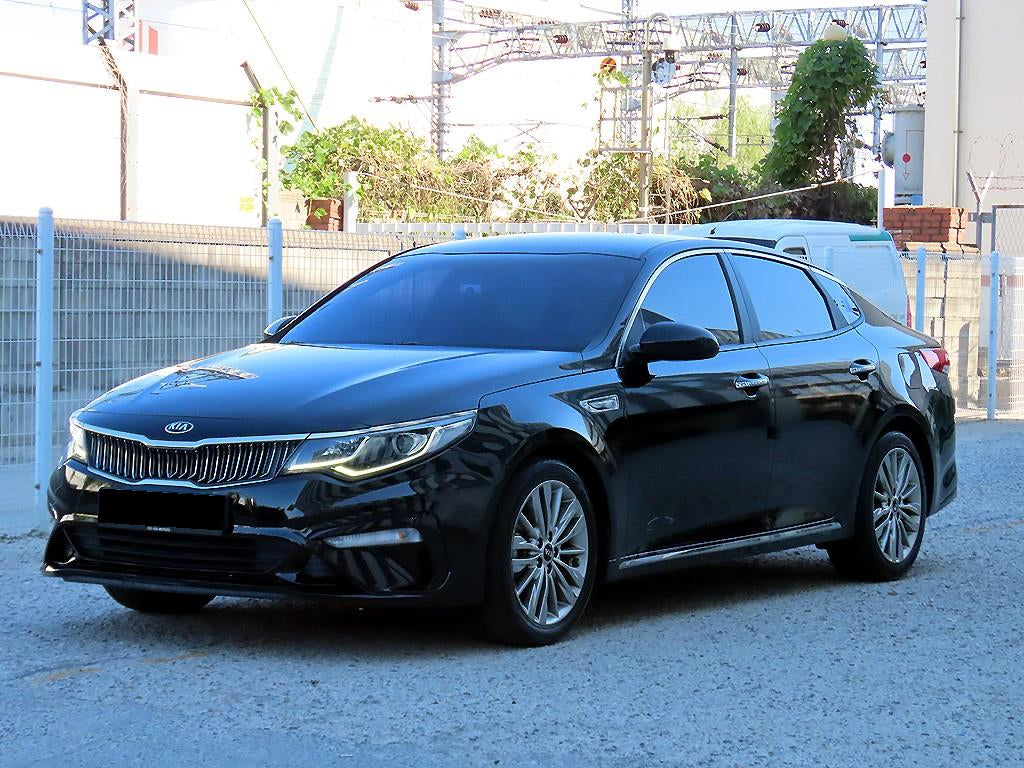 Kia K5 — photo 02