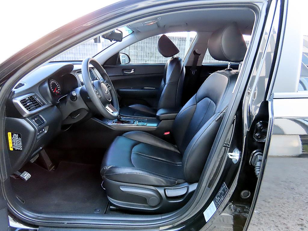 Kia K5 — photo 05