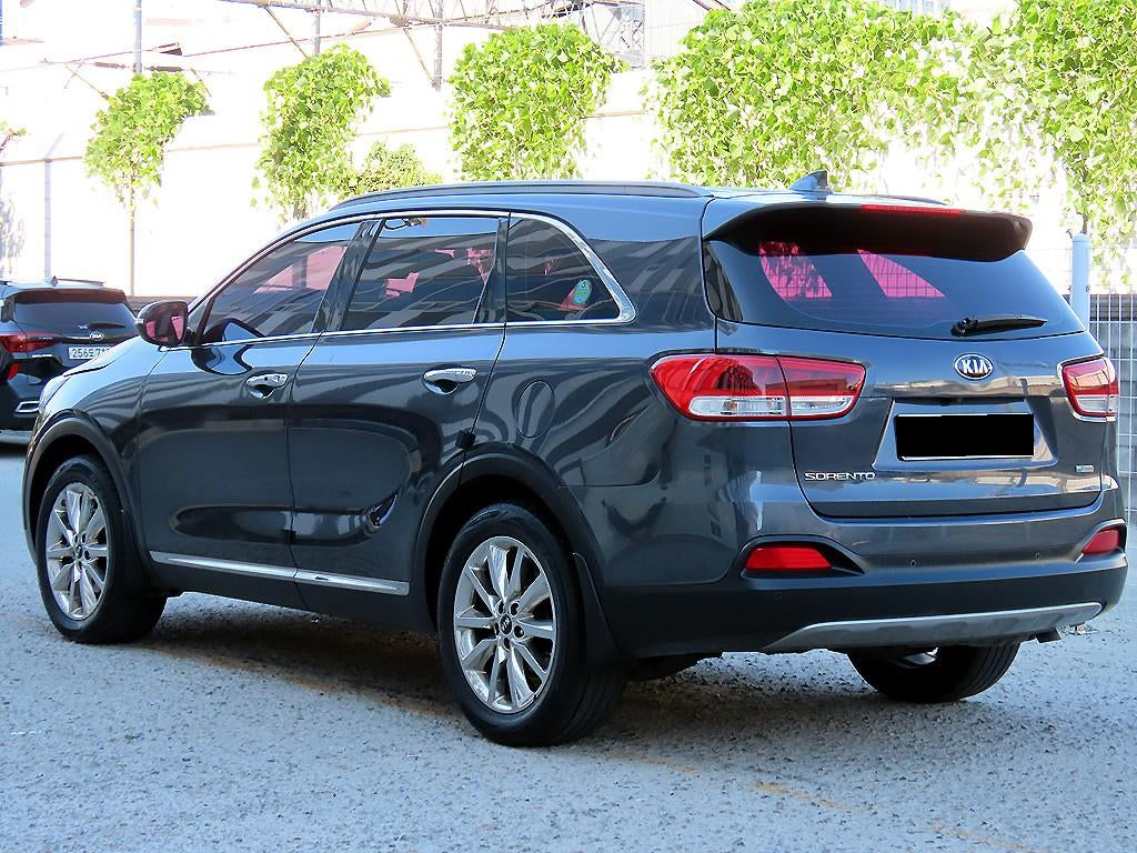 Kia Sorento — photo 03