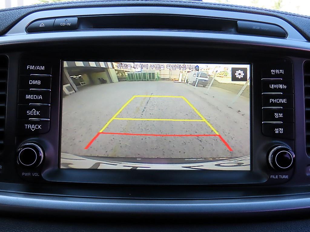 Kia Sorento — photo 15