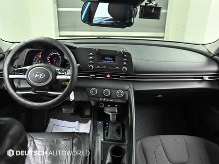 Hyundai Avante — photo 07