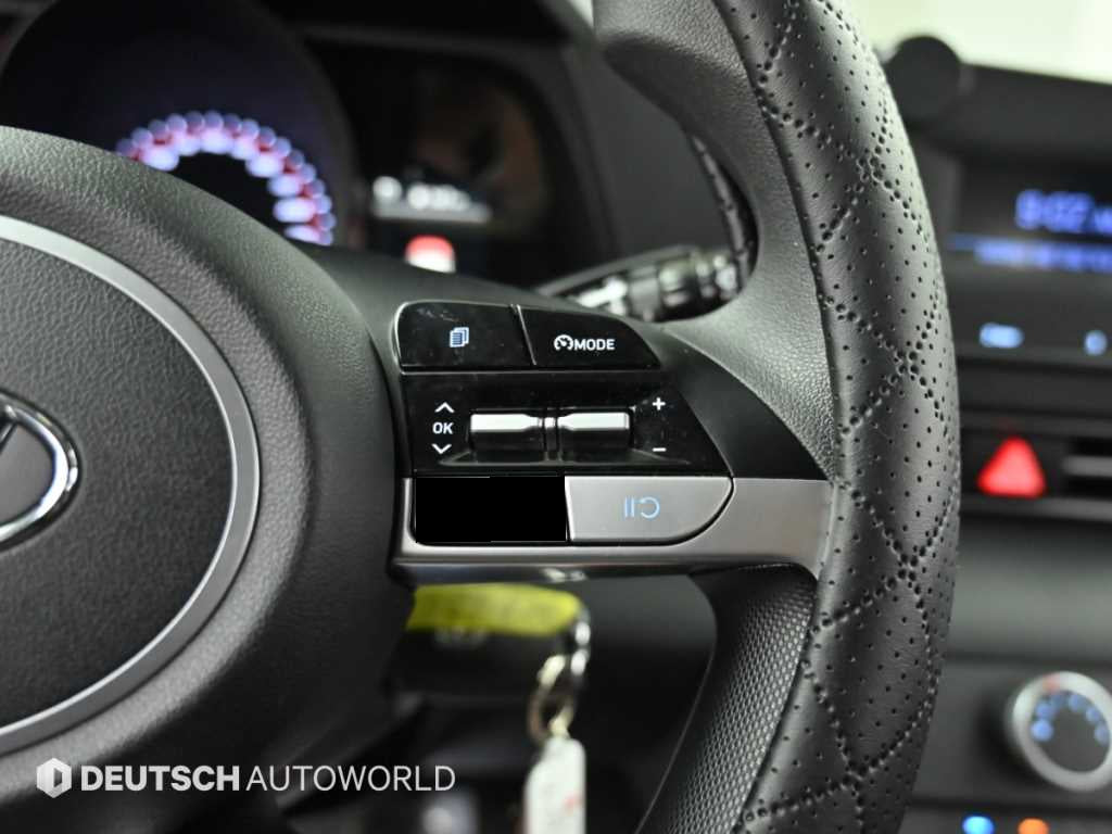 Hyundai Avante — photo 16