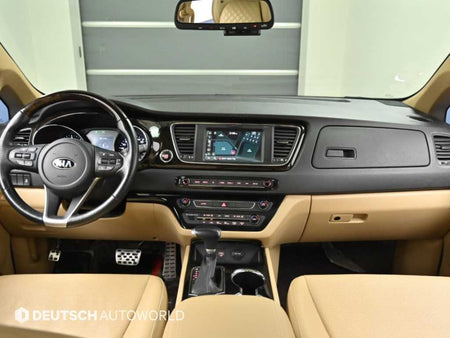 Kia Carnival — photo 07