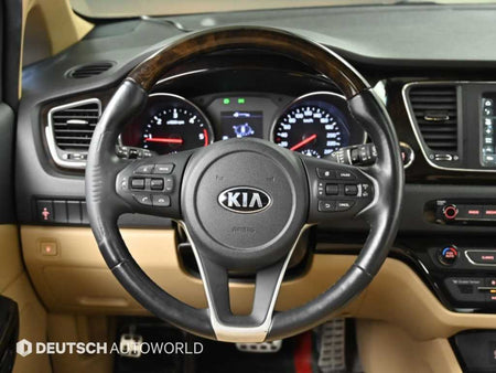 Kia Carnival — photo 13