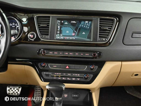 Kia Carnival — photo 14