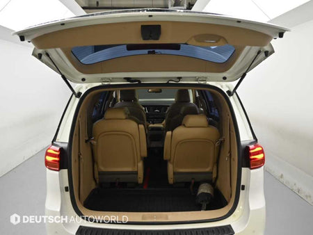 Kia Carnival — photo 19