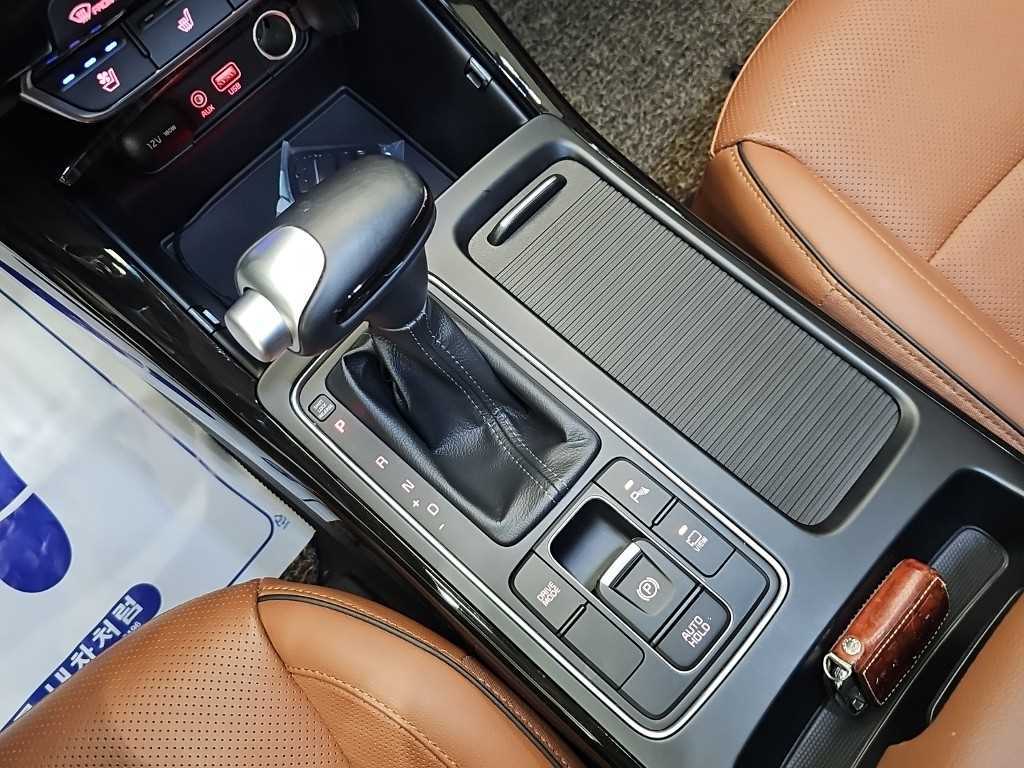 Kia Sorento — photo 08