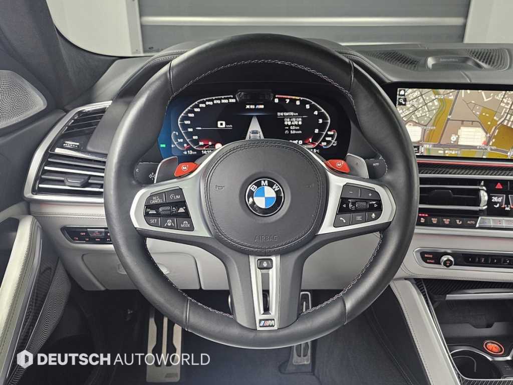BMW X6M — photo 13