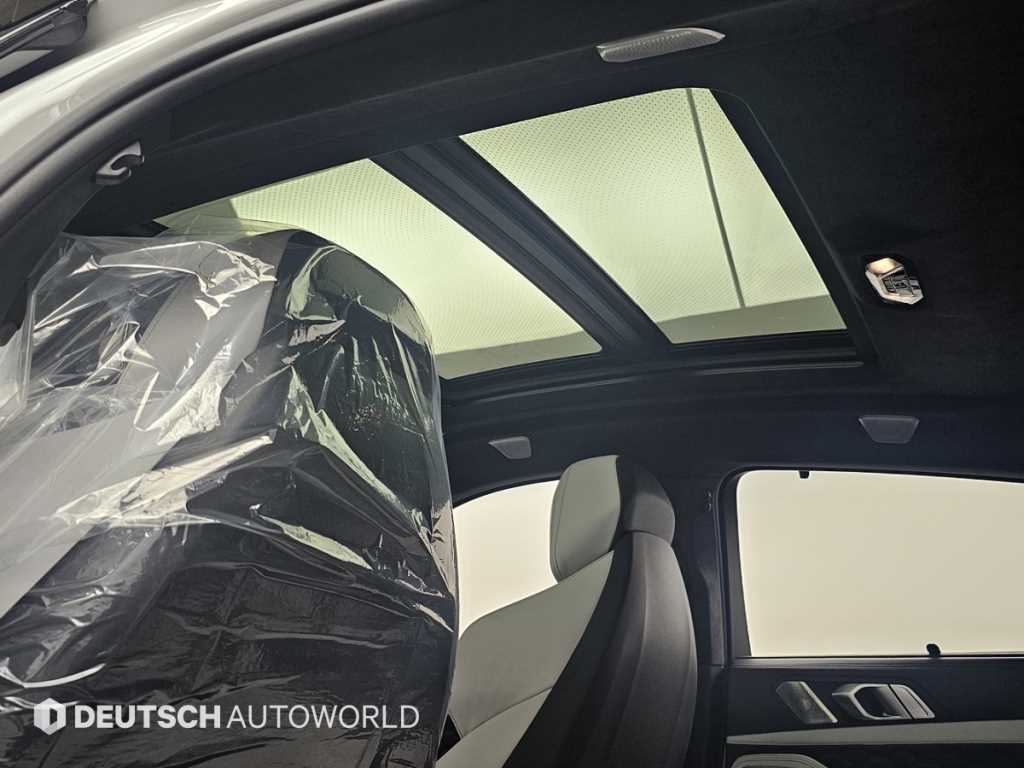 BMW X6M — photo 18