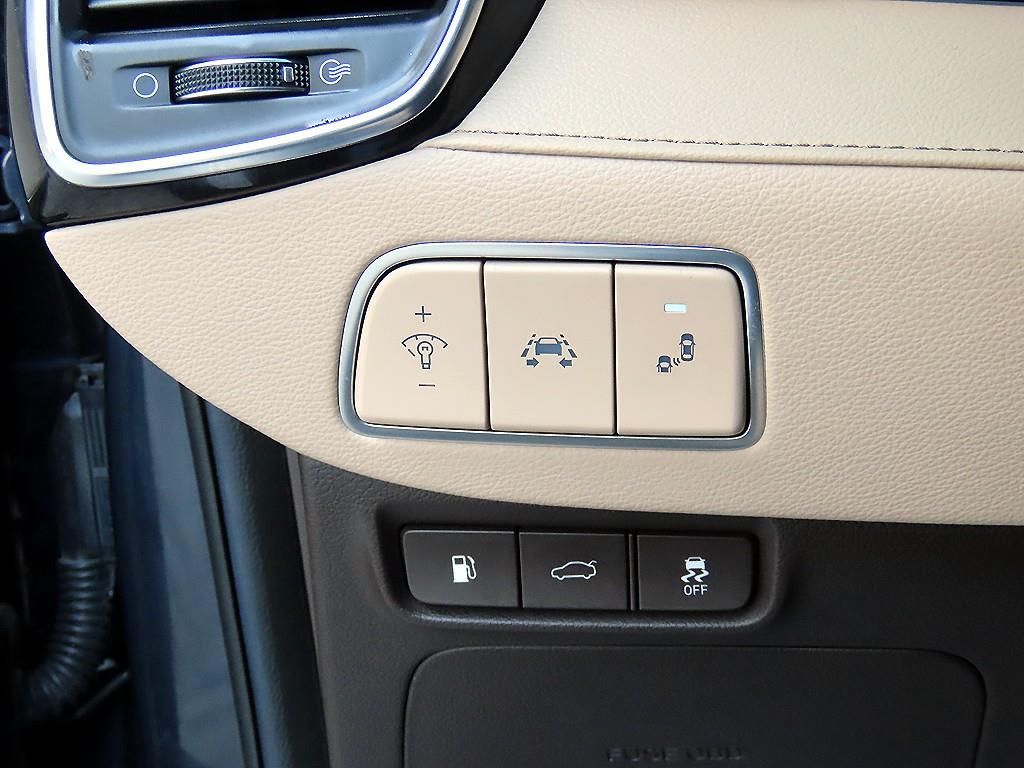 Hyundai Grandeur — photo 13